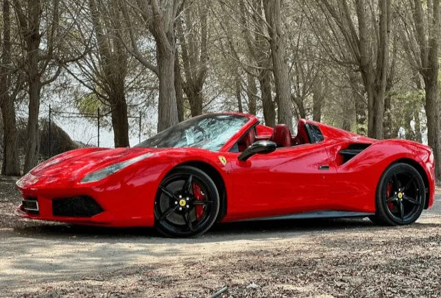 Ferrari 488 Spider