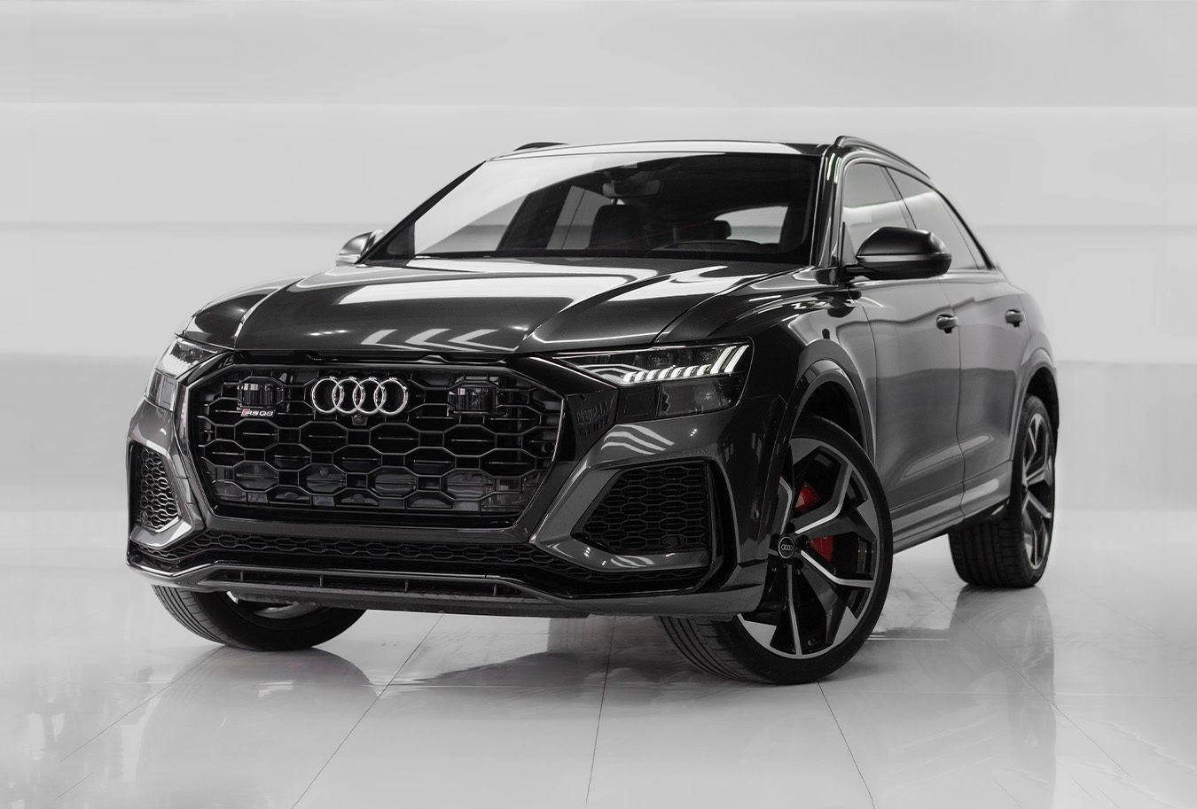 Audi RSQ8