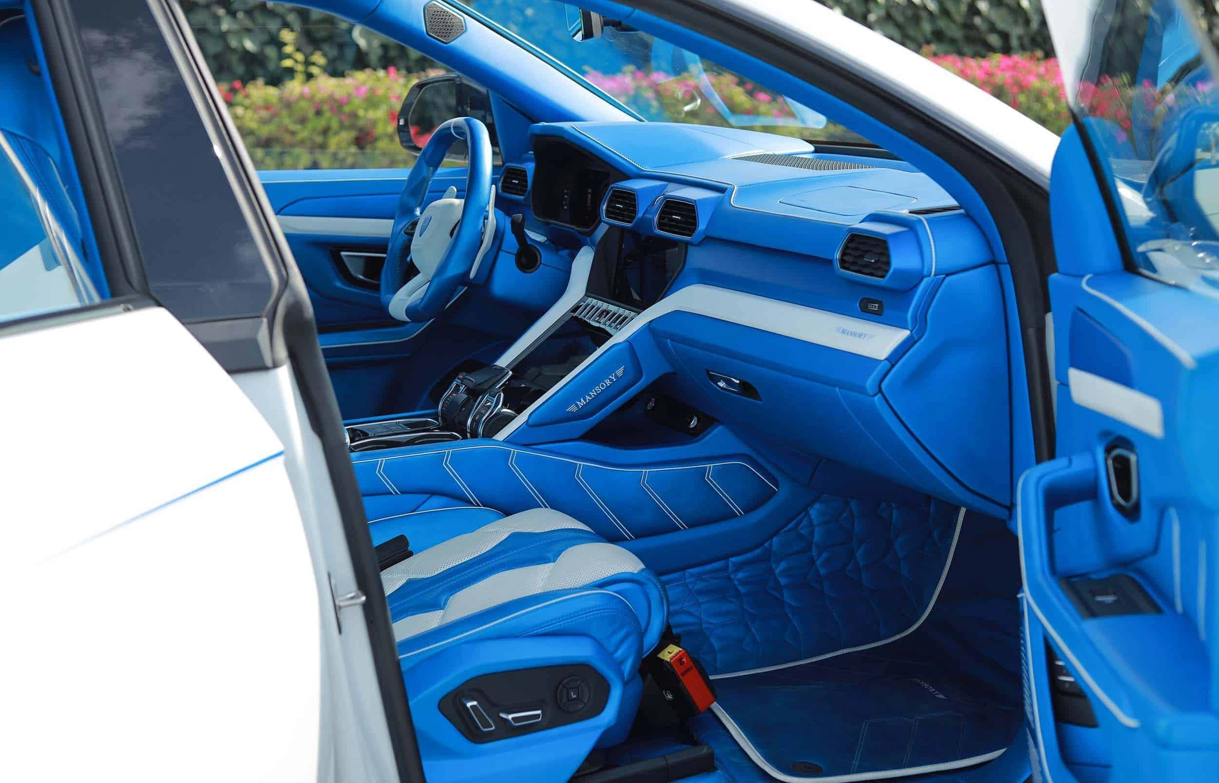 Lamborghini Urus Mansory