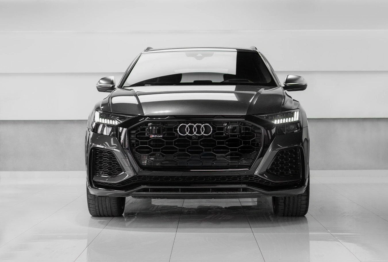 Audi RSQ8
