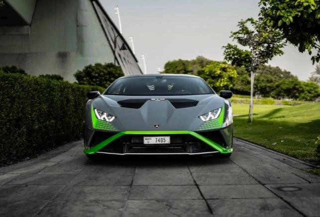 Lamborghini Huracan STO