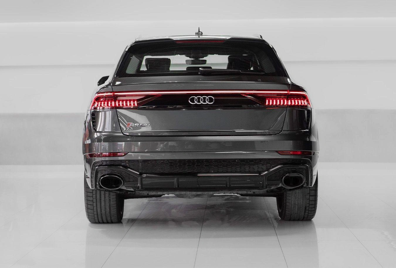 Audi RSQ8