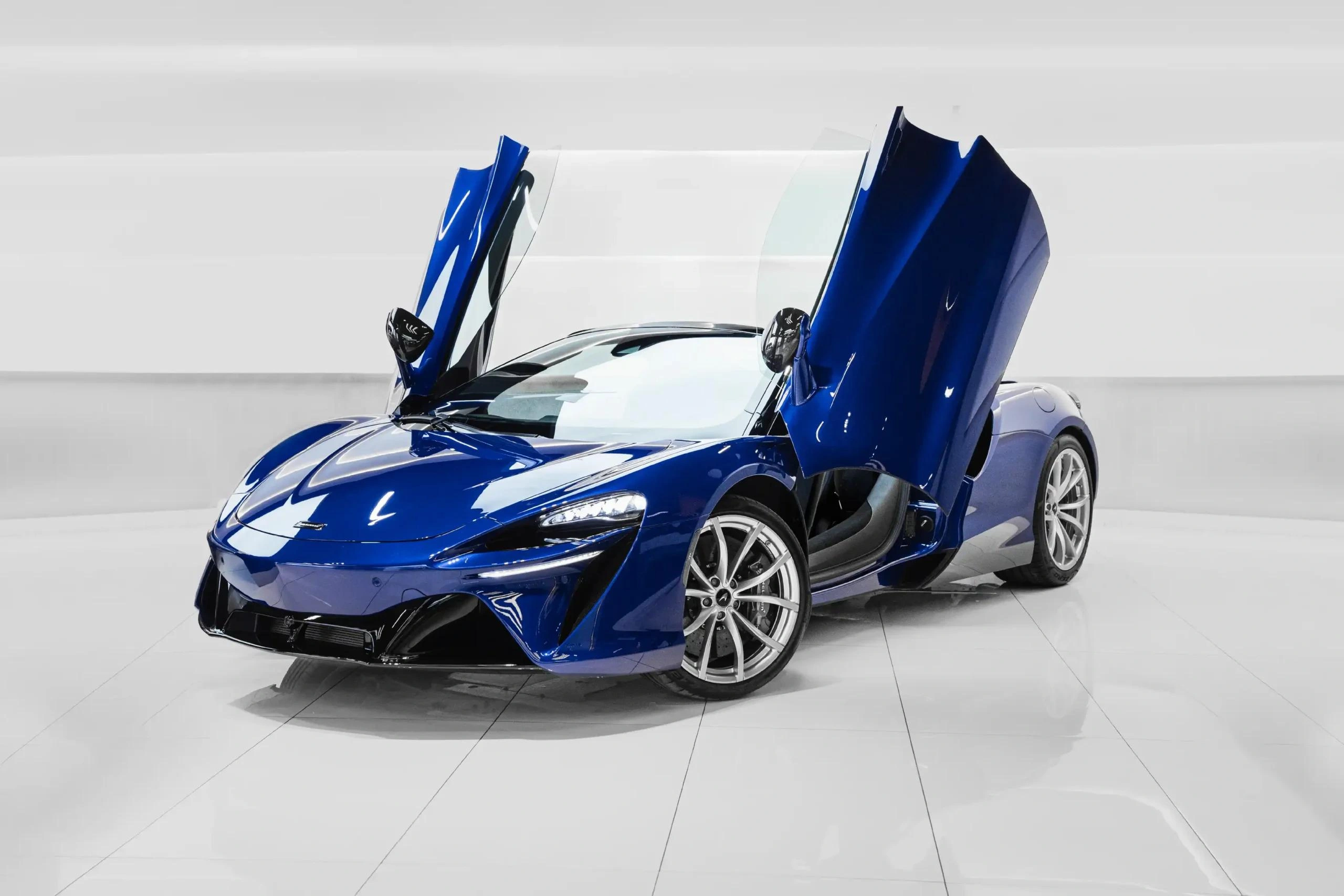 McLaren Artura Spider