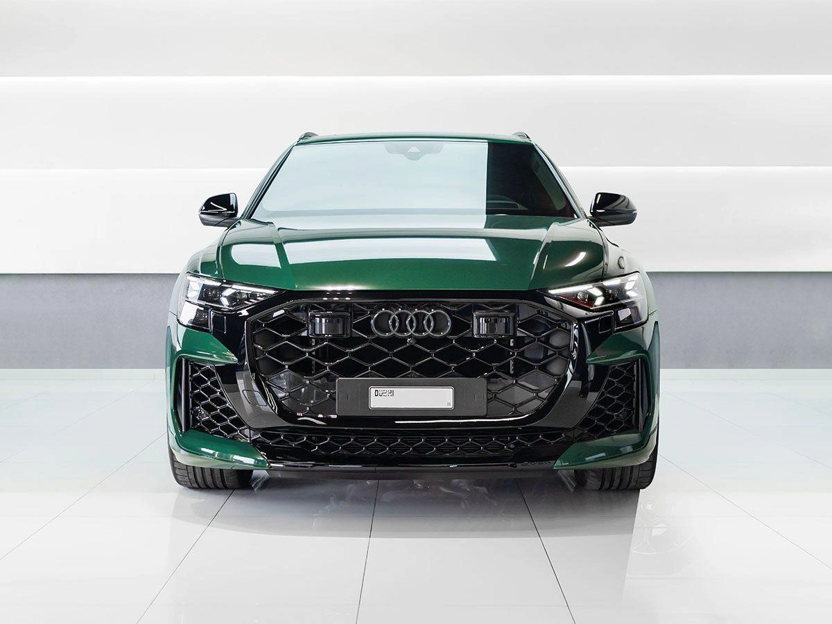 Audi RSQ8 Performance