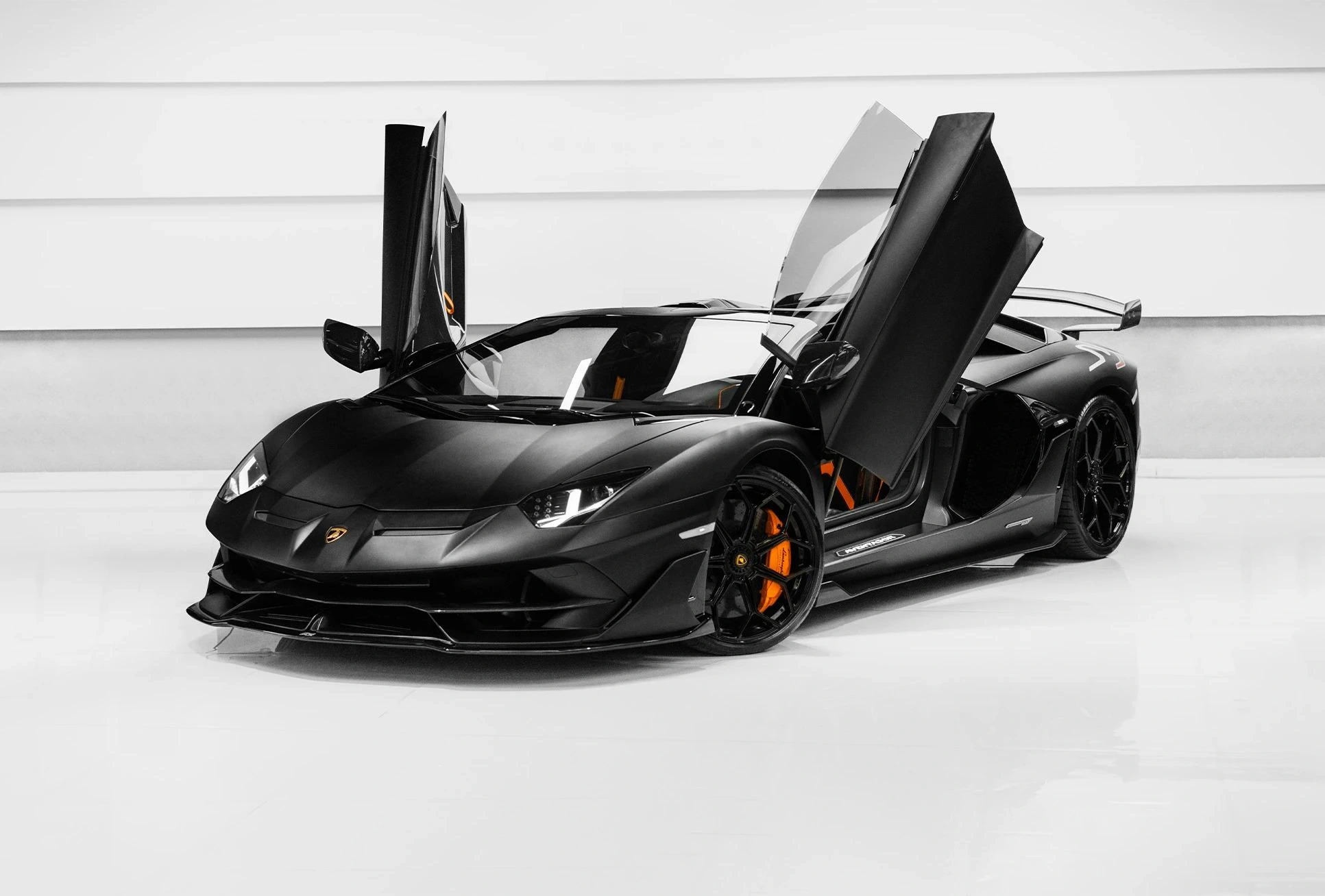 Lamborghini Aventador Roadster SVJ