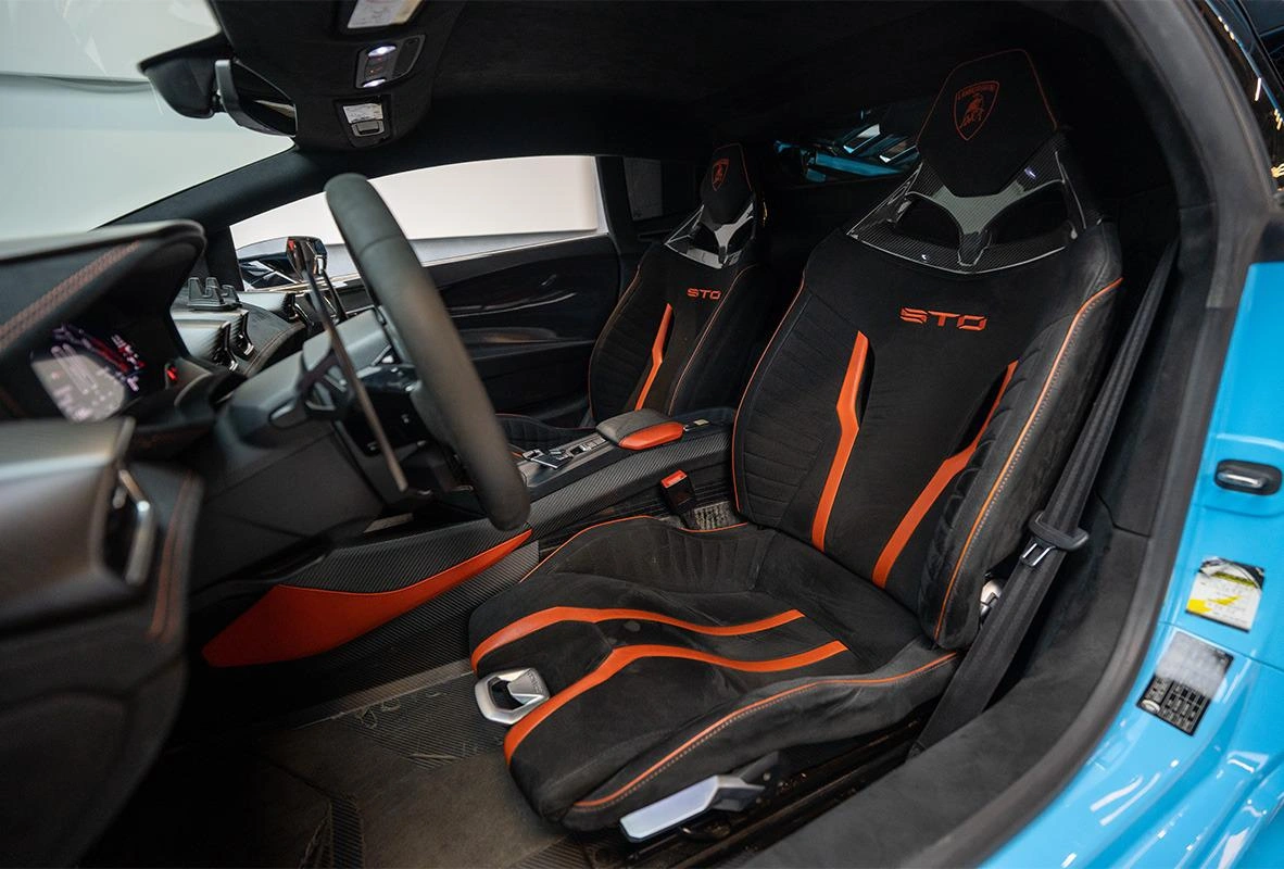 Lamborghini Huracan STO