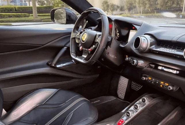 Ferrari 812 SuperFast