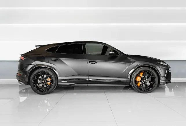 Lamborghini Urus Performante